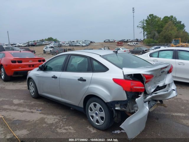 1FADP3E22JL308009 Ford FOCUS S
