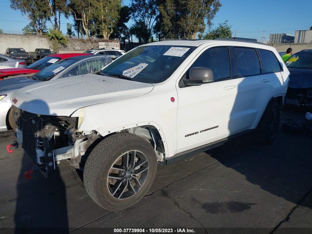 1C4RJFLG4JC103647 Jeep Grand Cherokee Trailhawk