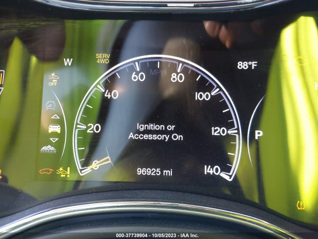 1C4RJFLG4JC103647 Jeep Grand Cherokee Trailhawk