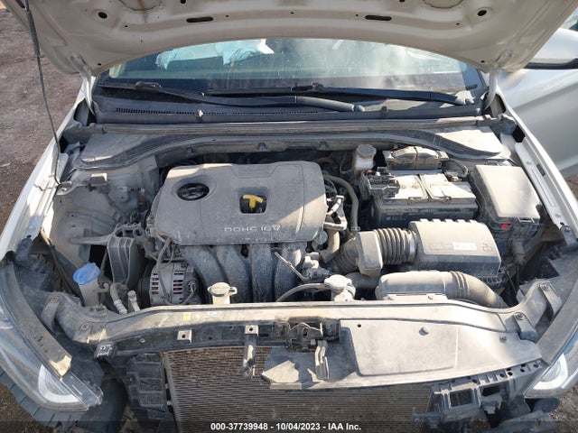 Hyundai ELANTRA SE 2018 5NPD74LF1JH273246 Image 10