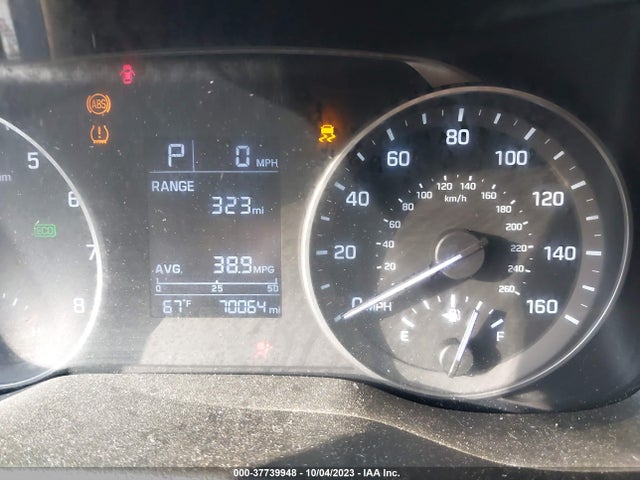 Hyundai ELANTRA SE 2018 5NPD74LF1JH273246 Image 15