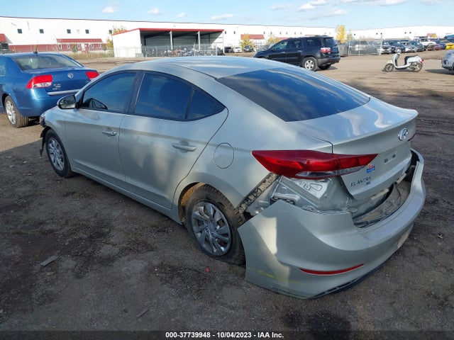 Hyundai ELANTRA SE 2018 5NPD74LF1JH273246 Image 3