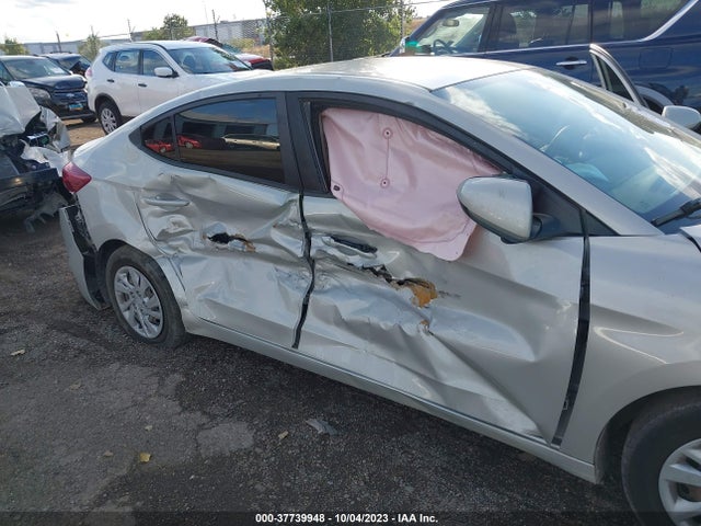 Hyundai ELANTRA SE 2018 5NPD74LF1JH273246 Image 6