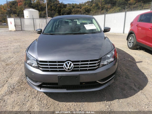 1VWBN7A39EC121429 Volkswagen Passat Tdi Se W/sunroof