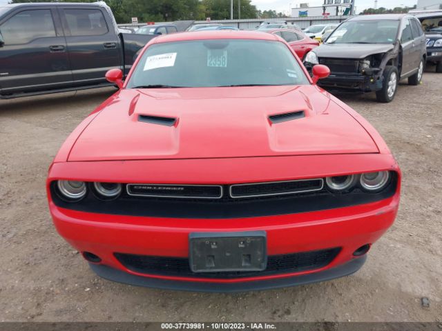 2C3CDZAG5GH353958 Dodge Challenger Sxt