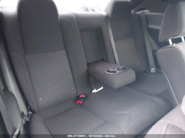 2C3CDZAG5GH353958 Dodge Challenger Sxt
