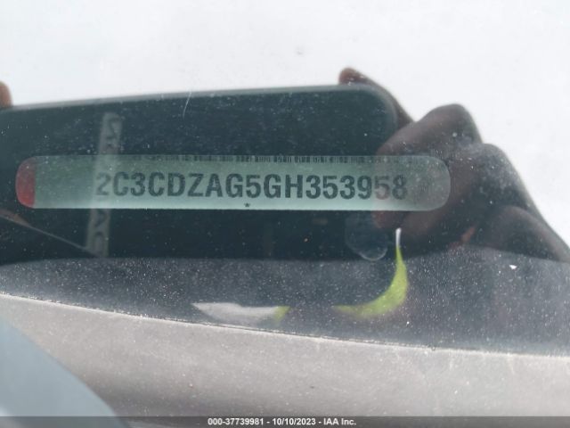 2C3CDZAG5GH353958 Dodge Challenger Sxt