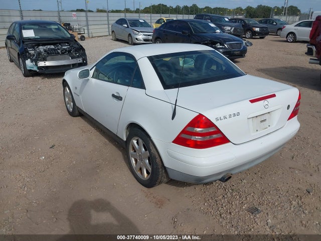 1999 MERCEDES-BENZ SLK-CLASS VIN: WDBKK47FXXF129132