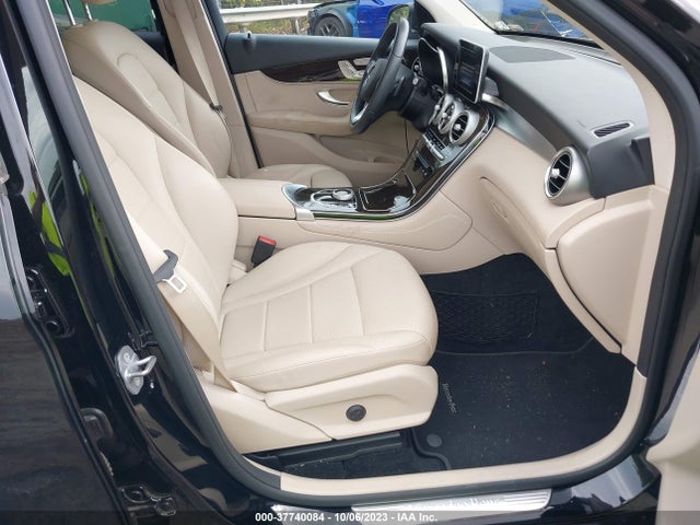 WDC0G4KB9JV110089 Mercedes-Benz Glc Glc 300