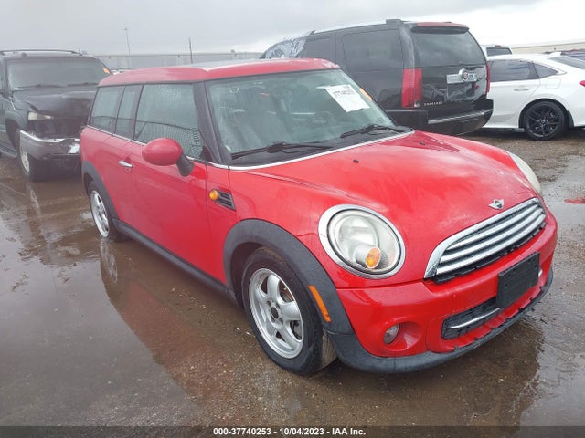 2011 MINI COOPER CLUBMAN WMWZF3C55BTY00970 Photo 0