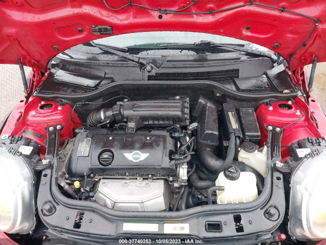 2011 MINI COOPER CLUBMAN WMWZF3C55BTY00970 Photo 9