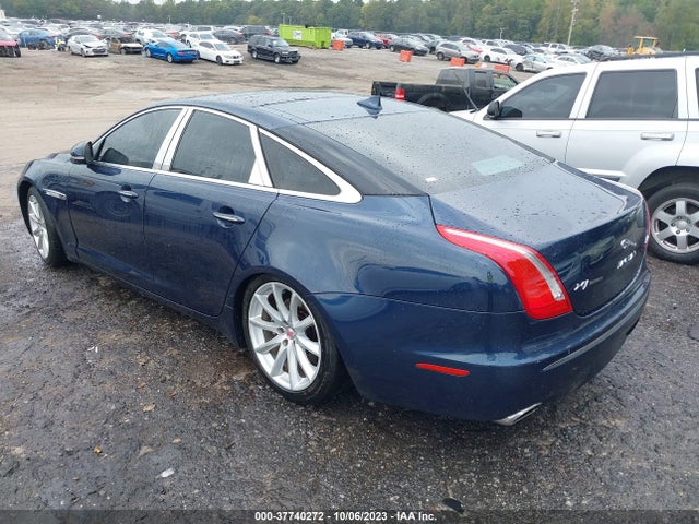2013 JAGUAR XJ SAJWA1C74D8V39848 Photo 2