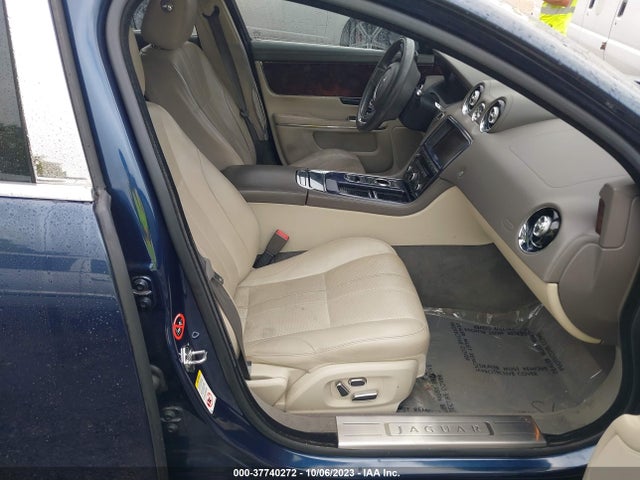 2013 JAGUAR XJ SAJWA1C74D8V39848 Photo 4