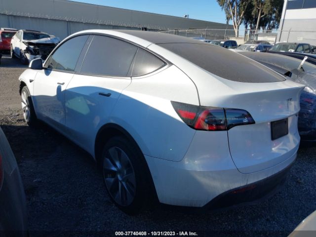 5YJYGDEE3LF013809 Tesla Model Y Long Range