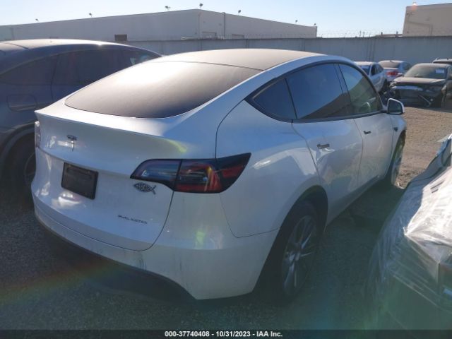 5YJYGDEE3LF013809 Tesla Model Y Long Range