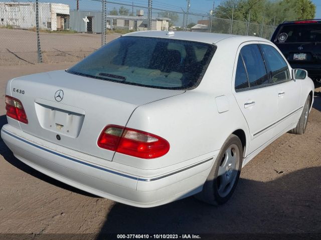 2001 MERCEDES-BENZ E-CLASS WDBJF70JX1X061738 Photo 3