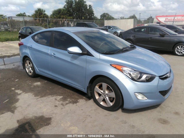 2013 HYUNDAI ELANTRA GLS VIN: KMHDH4AE9DU736005