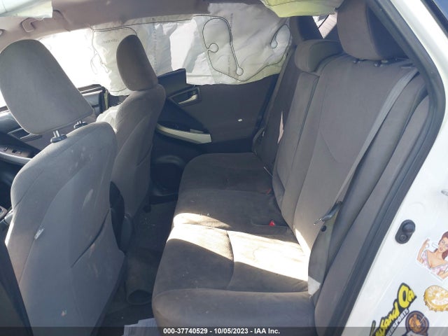 Toyota Prius Four 2015 JTDKN3DU8F1941854 Image 8