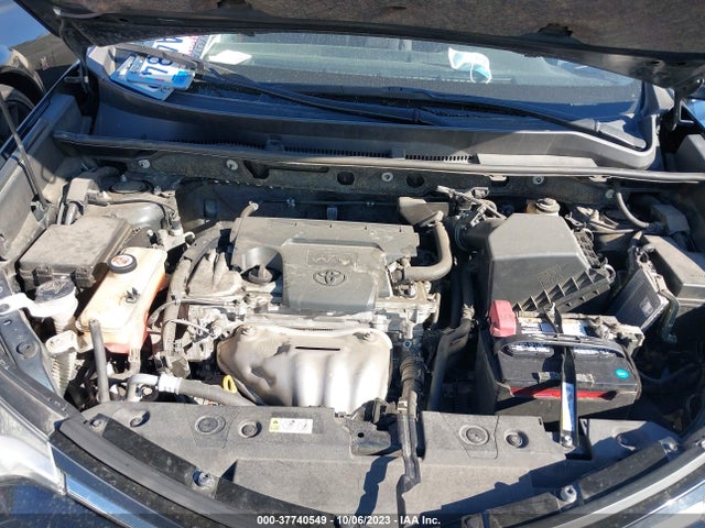 2018 TOYOTA RAV4 XLE/ADVENTURE VIN: JTMWFREV9JJ742040