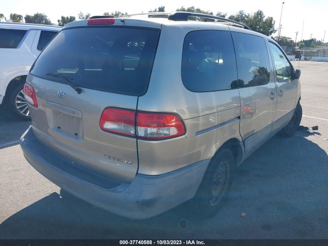 2002 TOYOTA SIENNA CE VIN: 4T3ZF19CX2U479227