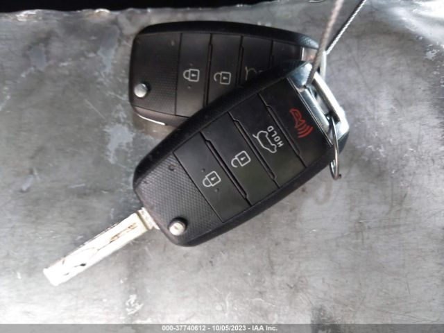 KNDJX3A50E7101369 KIA Soul !