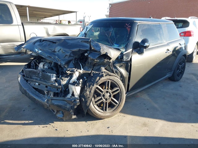 2011 MINI COOPER HARDTOP WMWSV3C57BTY13725 Photo 1