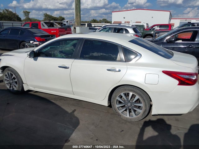 2017 NISSAN ALTIMA 2.5 SV VIN: 1N4AL3AP0HC162378