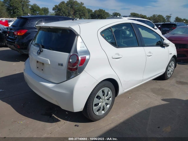 Toyota Prius C One/three/two/four 2014 JTDKDTB33E1565978 Image 4