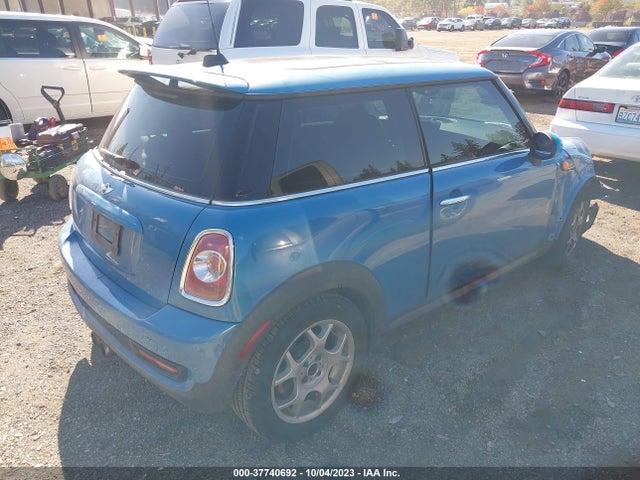 2012 MINI COOPER HARDTOP WMWSV3C52CT387122 Photo 3