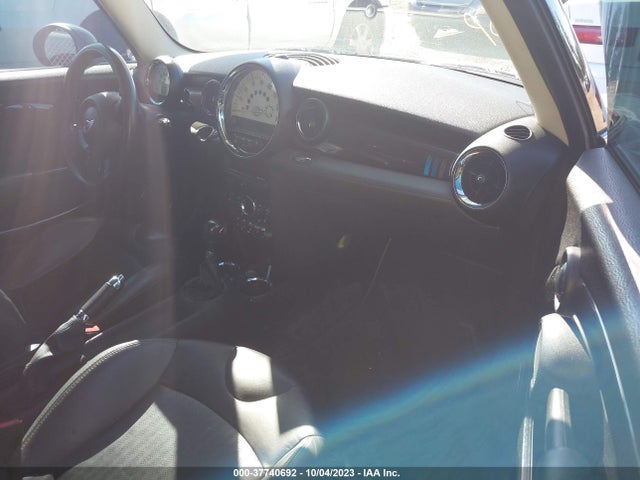 2012 MINI COOPER HARDTOP WMWSV3C52CT387122 Photo 4