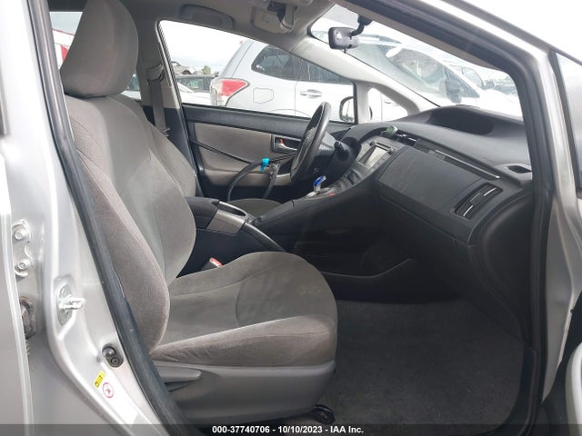 Toyota Prius Four/five/three/one/two 2014 JTDKN3DU4E0379228 Image 5