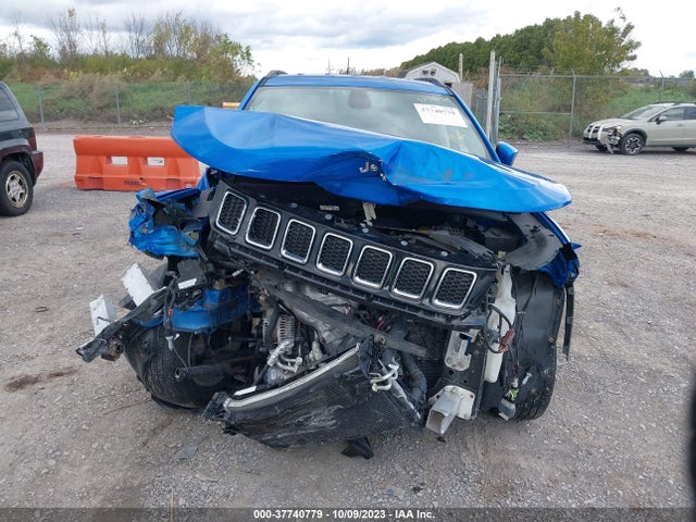 3C4NJDBB5JT485216 Jeep Compass Latitude