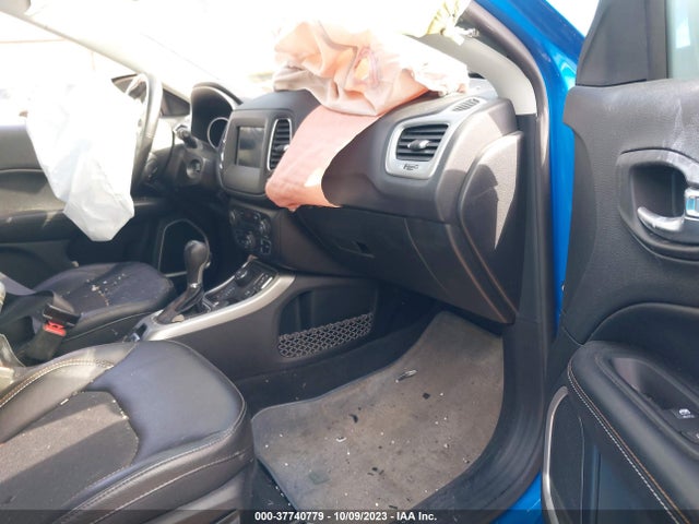 3C4NJDBB5JT485216 Jeep Compass Latitude