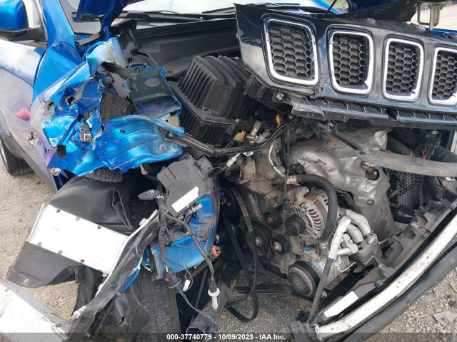 3C4NJDBB5JT485216 Jeep Compass Latitude