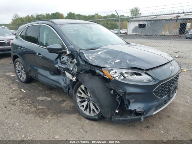 2022 FORD ESCAPE 1FMCU9J95NUB36610