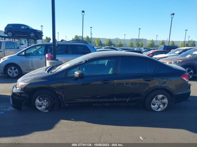 19XFB2F55FE266827 Honda Civic Sedan Lx