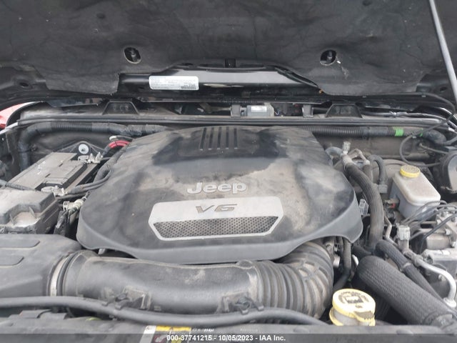 1C4HJWEG1JL893904 Jeep Wrangler Jk Unlimited Sahara