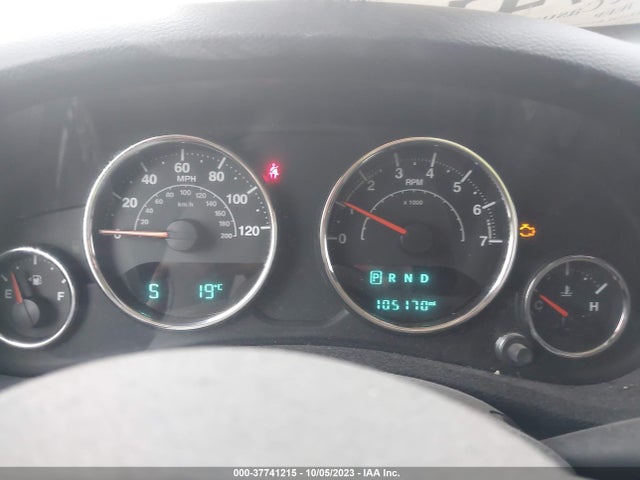 1C4HJWEG1JL893904 Jeep Wrangler Jk Unlimited Sahara