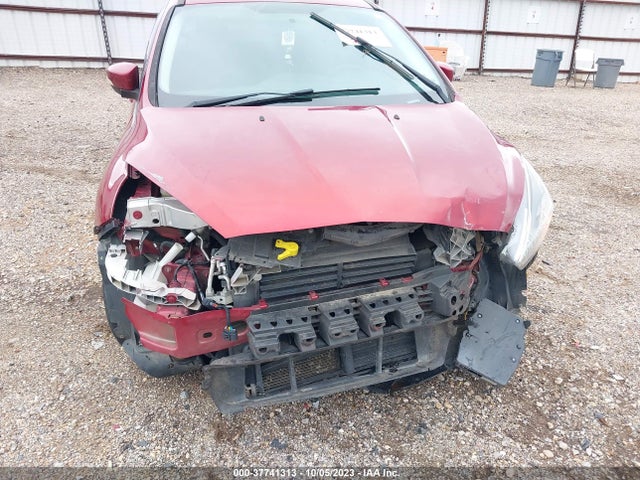Ford Focus Titanium 2015 1FADP3J28FL298048 Image 6
