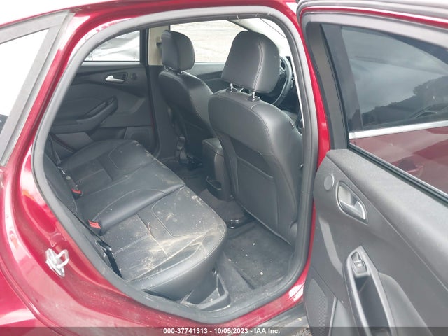 Ford Focus Titanium 2015 1FADP3J28FL298048 Image 8