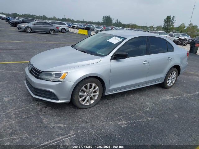3VWD17AJ2FM291585 Volkswagen Jetta Sedan 1.8t Se