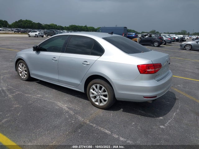 3VWD17AJ2FM291585 Volkswagen Jetta Sedan 1.8t Se