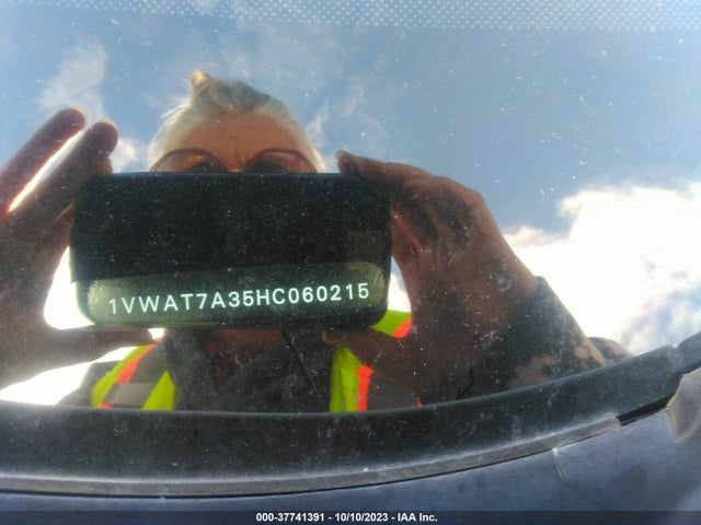 1VWAT7A35HC060215 Volkswagen Passat 1.8t S