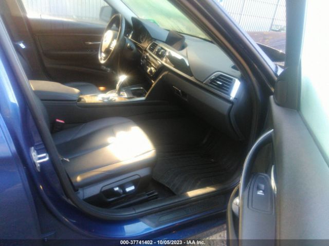 WBA8E5G53GNT40935 BMW 3 Series 320i Xdrive