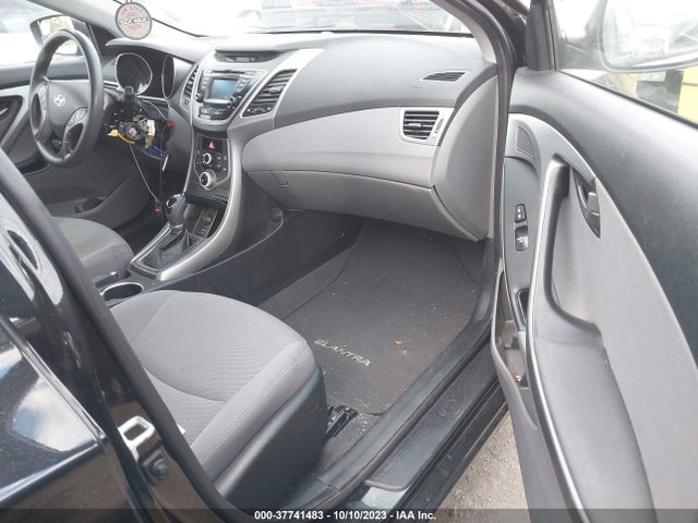 Hyundai ELANTRA SE 2016 5NPDH4AE6GH658124 Image 5