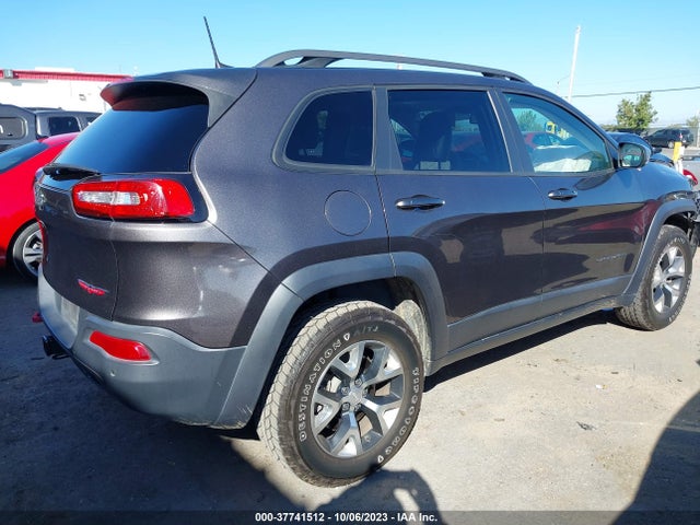 1C4PJMBX6JD581463 Jeep Cherokee Trailhawk