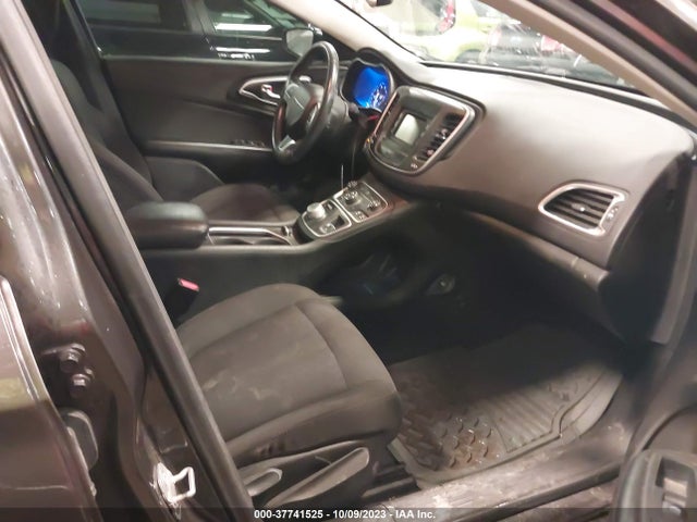Chrysler 200 Limited 2015 1C3CCCAB9FN536788 Image 5