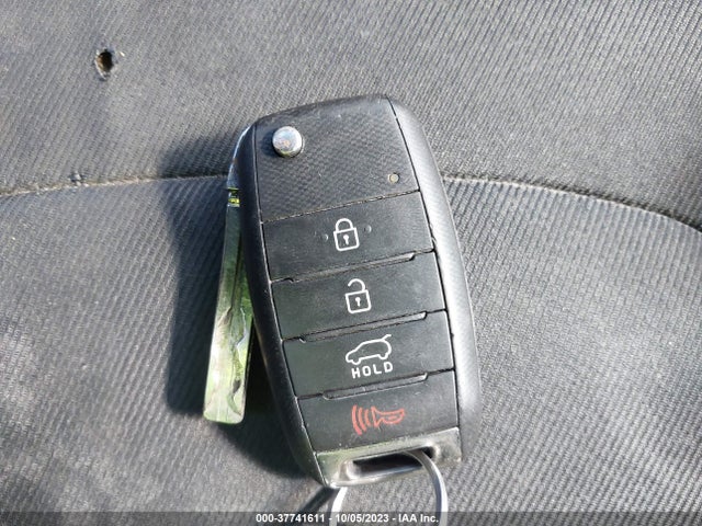KIA SOUL + 2014 KNDJP3A53E7053656 Image 11