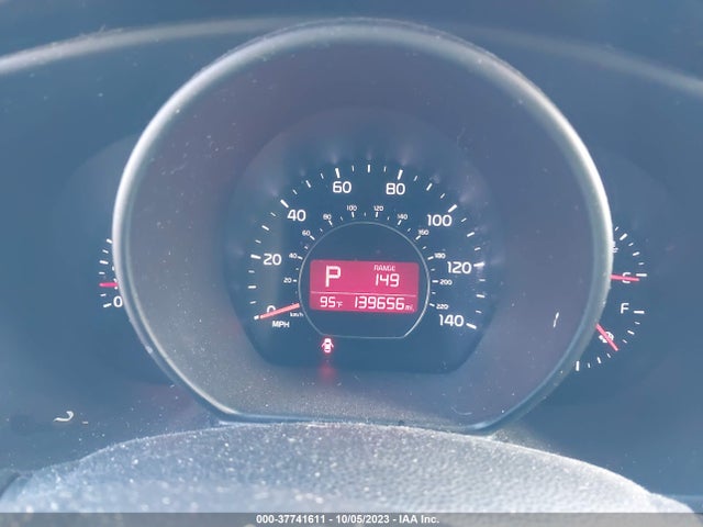 KIA SOUL + 2014 KNDJP3A53E7053656 Image 7