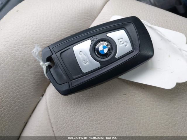 WBA3C3G58FNS76202 BMW 3 Series 320i Xdrive